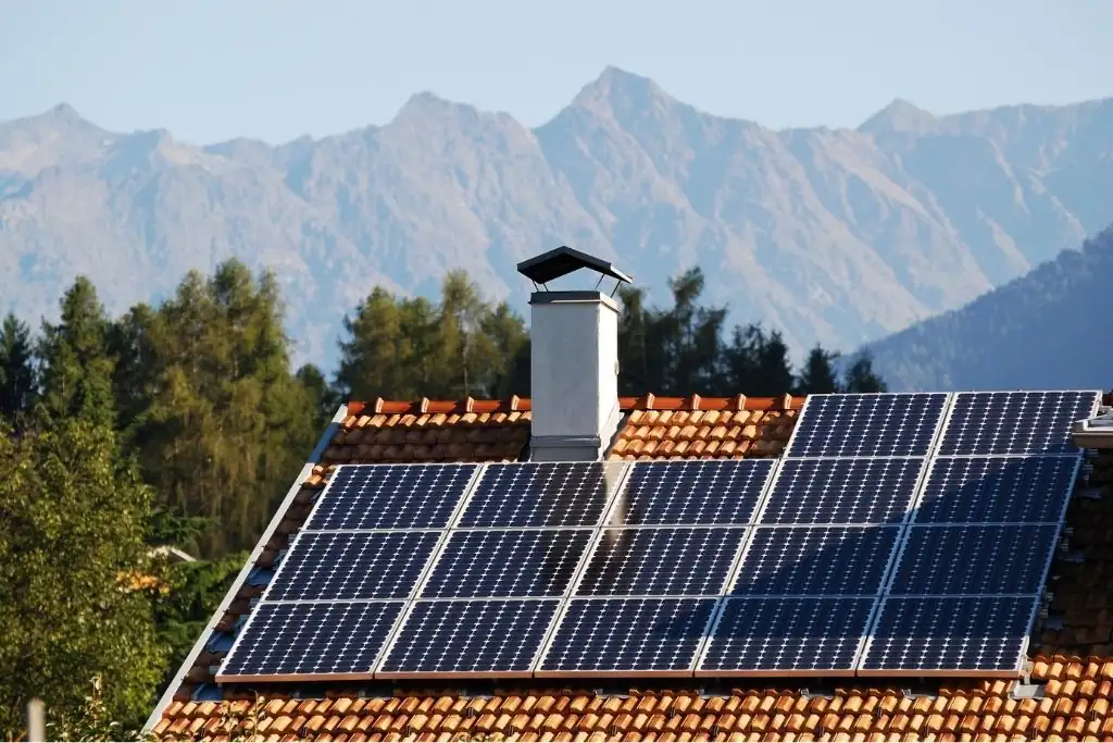 beneficios de la energía solar fotovoltaica