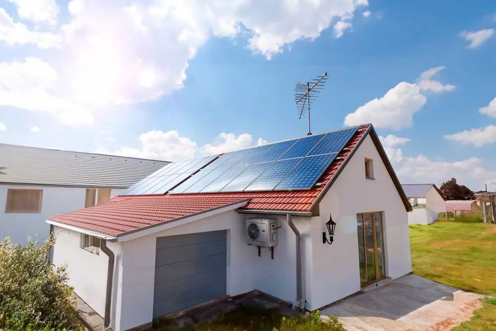 Cuántas placas solares necesito para un aire acondicionado eficiente 3 Aire acondicionado con panel solar