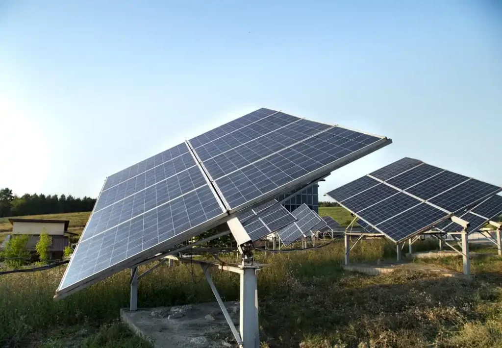 Cómo orientar placas solares para maximizar su eficiencia 2 Inclinación óptima de los paneles solares