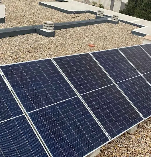 instalar placas solares en comunidades